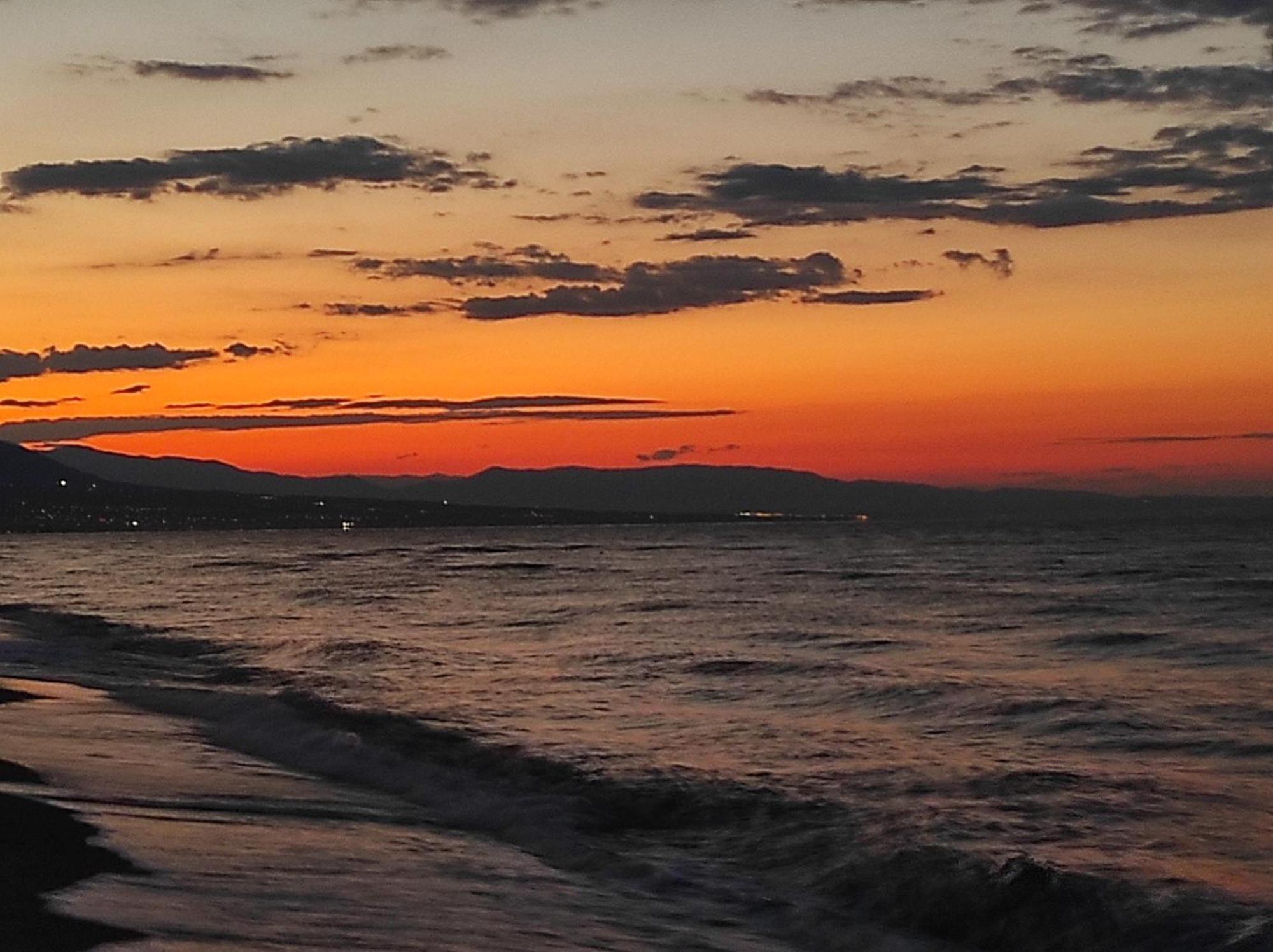 Costa Petra - Luxury Seaside Cottage With Garden - Vacation House For Families In Greece Néa Meságkala Εξωτερικό φωτογραφία